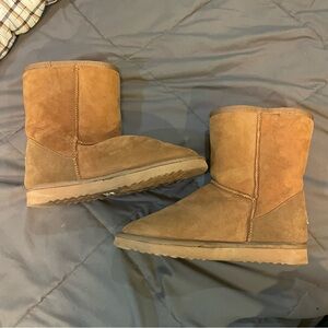 UGGs